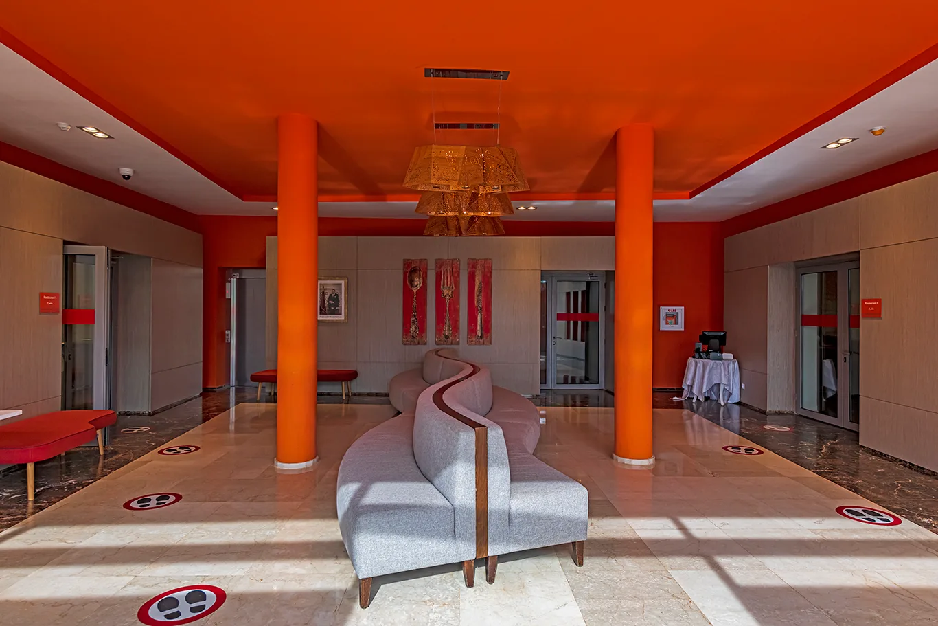 Agence de photographie / Agence Imaginium / Oussama Rhaleb / Photographe professionnel / Hôtel / architecture / Design / Maroc / Rabat / Casablanca / Photo Magazine / Patrimoine / publicité / Salon / magazine / Morocco / architecture / Salle de conférence / fédération royale de Football / Football / Sport / Salle couvertes