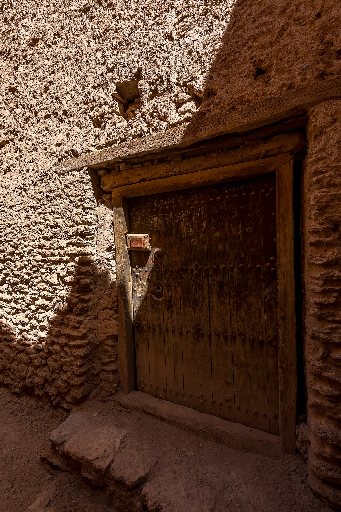 Agence de photographie / Agence Imaginium / Oussama Rhaleb / Photographe professionnel / Paysage / Morocco / Sud / Maroc / Dakhla / Assa / Photo / Esmara / Laayoun / Guelmim / nature / Desert / Guelmim / tan tan / Imlili / tourisme / maroc / Terfaya / / Rabat / Casablanca / Photo Magazine / Patrimoine / publicité / Historique / Histoire / Dunes / Sud maroc / Sahraoui / Artisanat / shooting / Patrimoine / publicité / Historique / Histoire / kssar / kssour