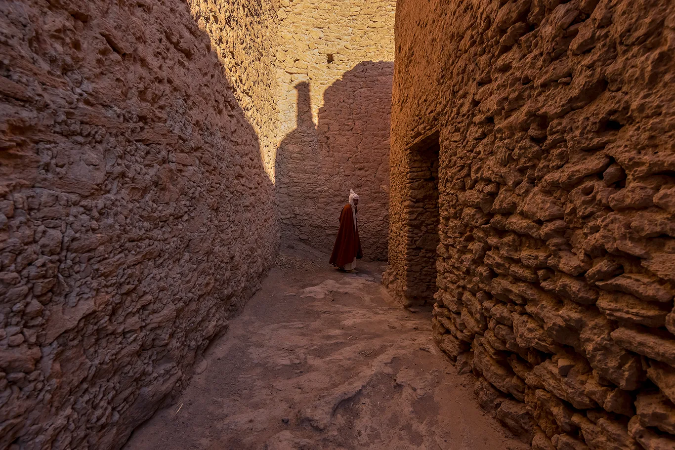 Agence de photographie / Agence Imaginium / Oussama Rhaleb / Photographe professionnel / Paysage / Morocco / Sud / Maroc / Dakhla / Assa / Photo / Esmara / Laayoun / Guelmim / nature / Desert / Guelmim / tan tan / Imlili / tourisme / maroc / Terfaya / / Rabat / Casablanca / Photo Magazine / Patrimoine / publicité / Historique / Histoire / Dunes / Sud maroc / Sahraoui / Artisanat / shooting / Patrimoine / publicité / Historique / Histoire / kssar / kssour