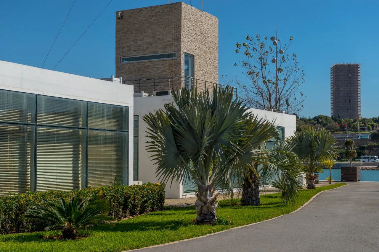 Agence de photographie / Agence Imaginium / Oussama Rhaleb / Photographe professionnel / Hôtel / architecture / Design / Maroc / Rabat / Casablanca / Photo Magazine / Patrimoine / publicité / Salon / magazine / pont / Travaux / Rabat / Bouregreg / oued / Fleuve / salé / grand / Chantier / Marina / Marina de salé / bateau